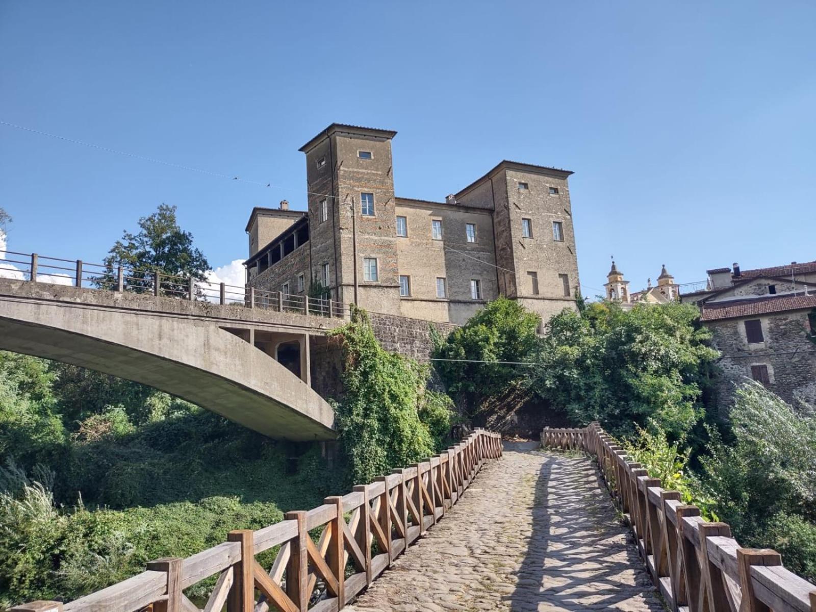 Castello Di Pontebosio Luxury Resort Licciana Nardi Exteriör bild
